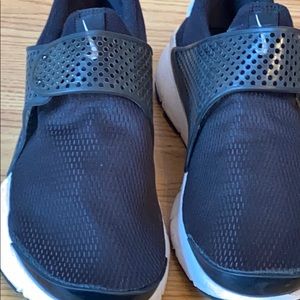 mens sock darts